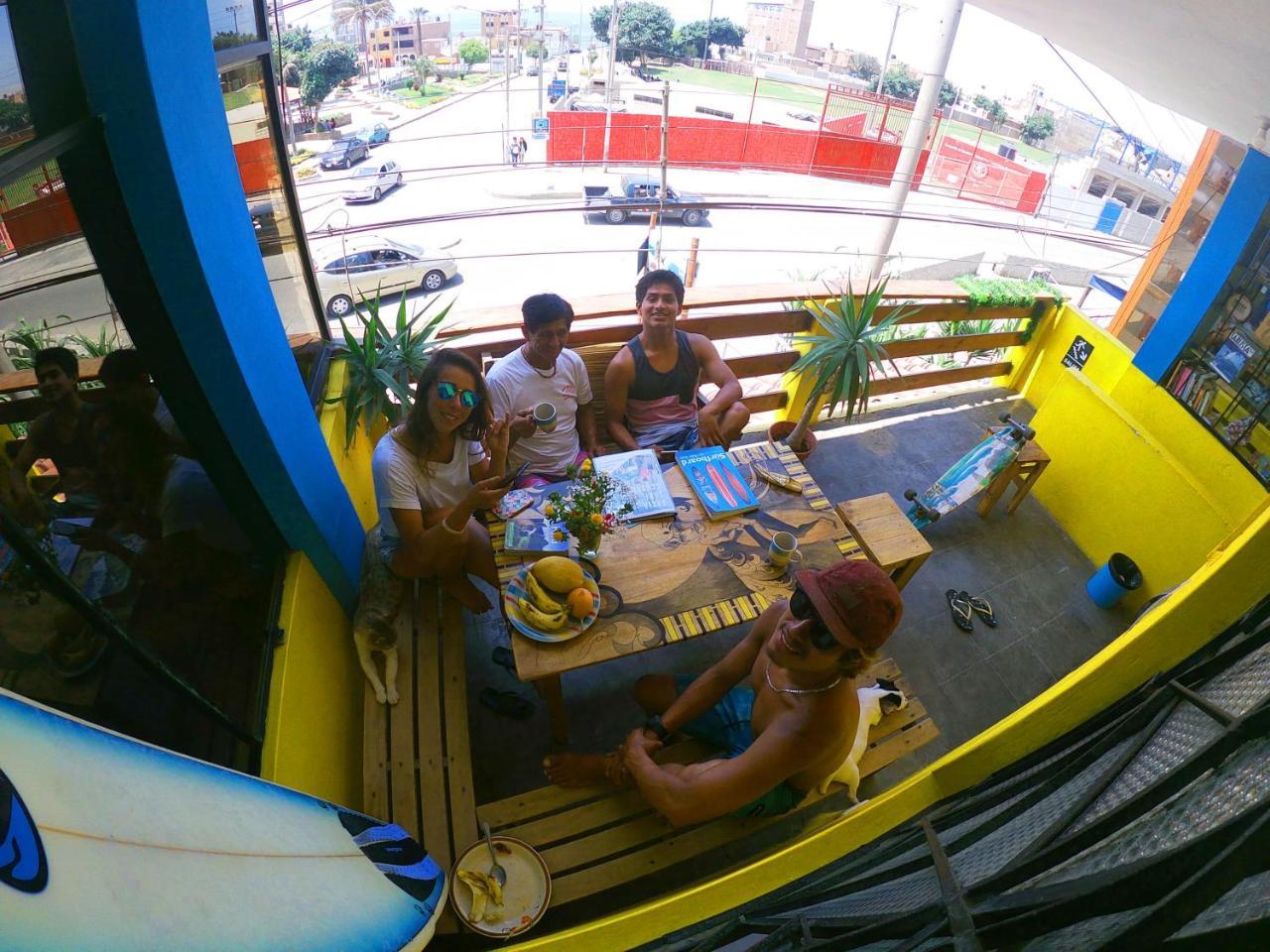 Urcia Surf House Hostel Хуанчако Екстериор снимка