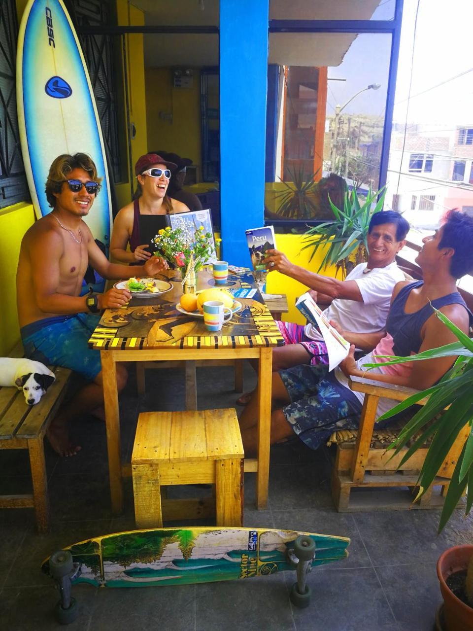 Urcia Surf House Hostel Хуанчако Екстериор снимка