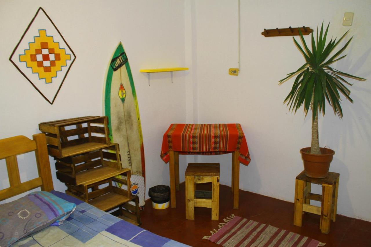 Urcia Surf House Hostel Хуанчако Екстериор снимка